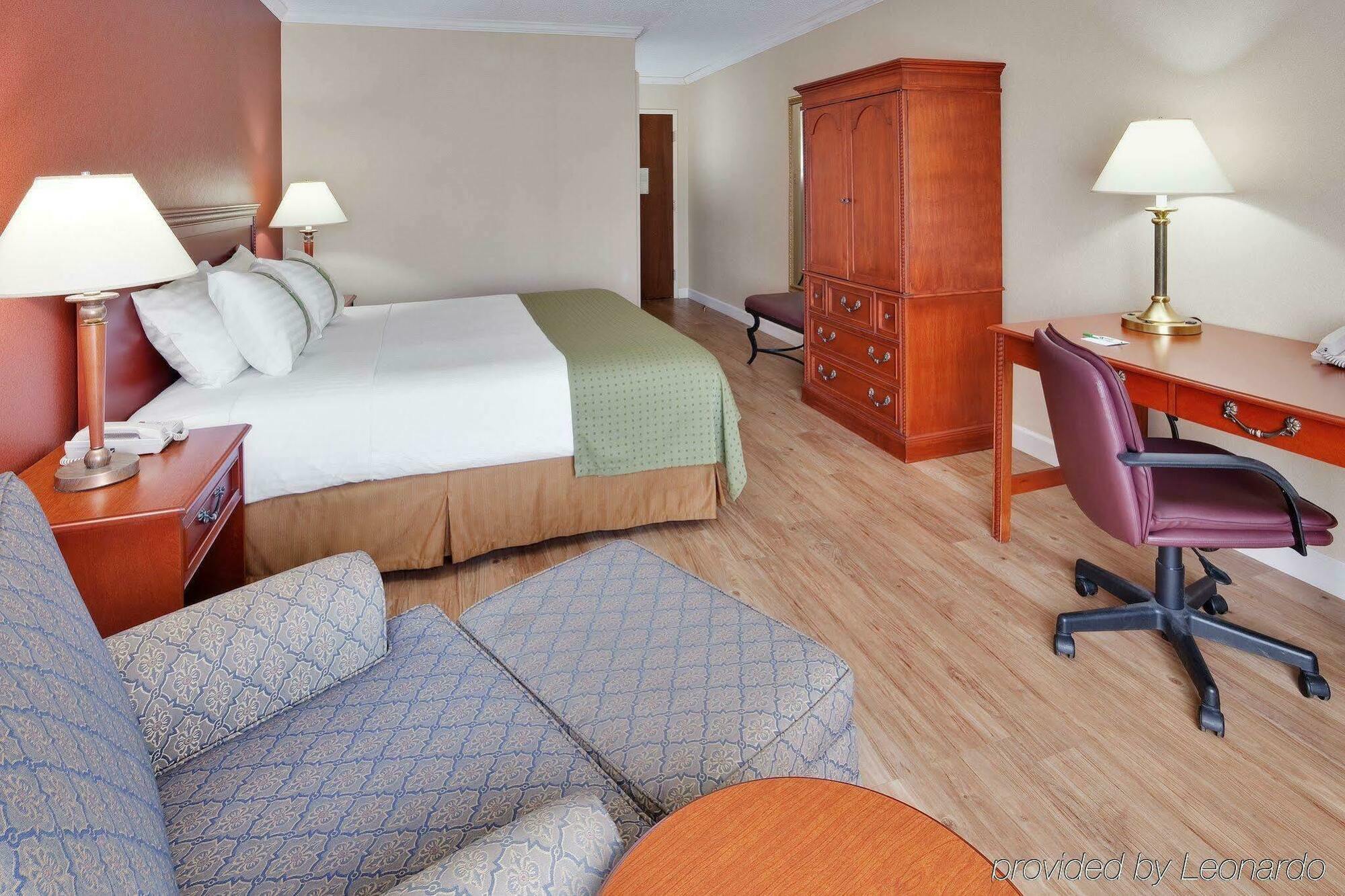 Holiday Inn Williamsport By Ihg Екстериор снимка